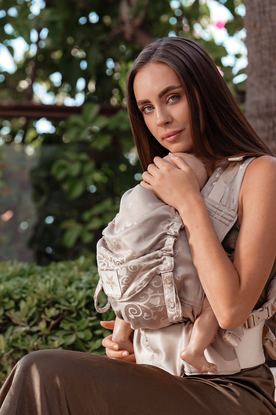 Переноска для ребенка Flip X Элени в стране чудес - KOKADI