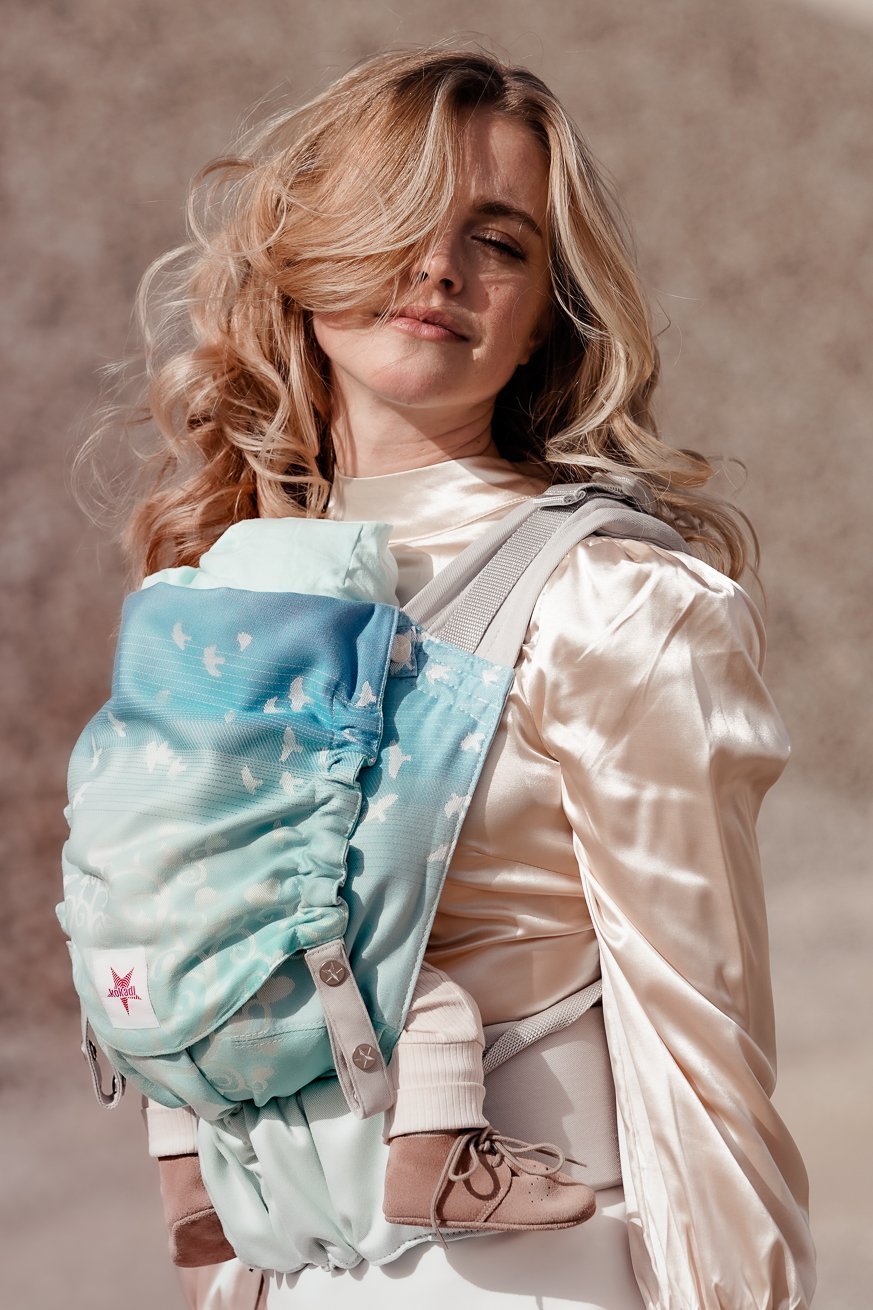 Переноска для ребенка Перевернуть Макса в стране чудес - KOKADI