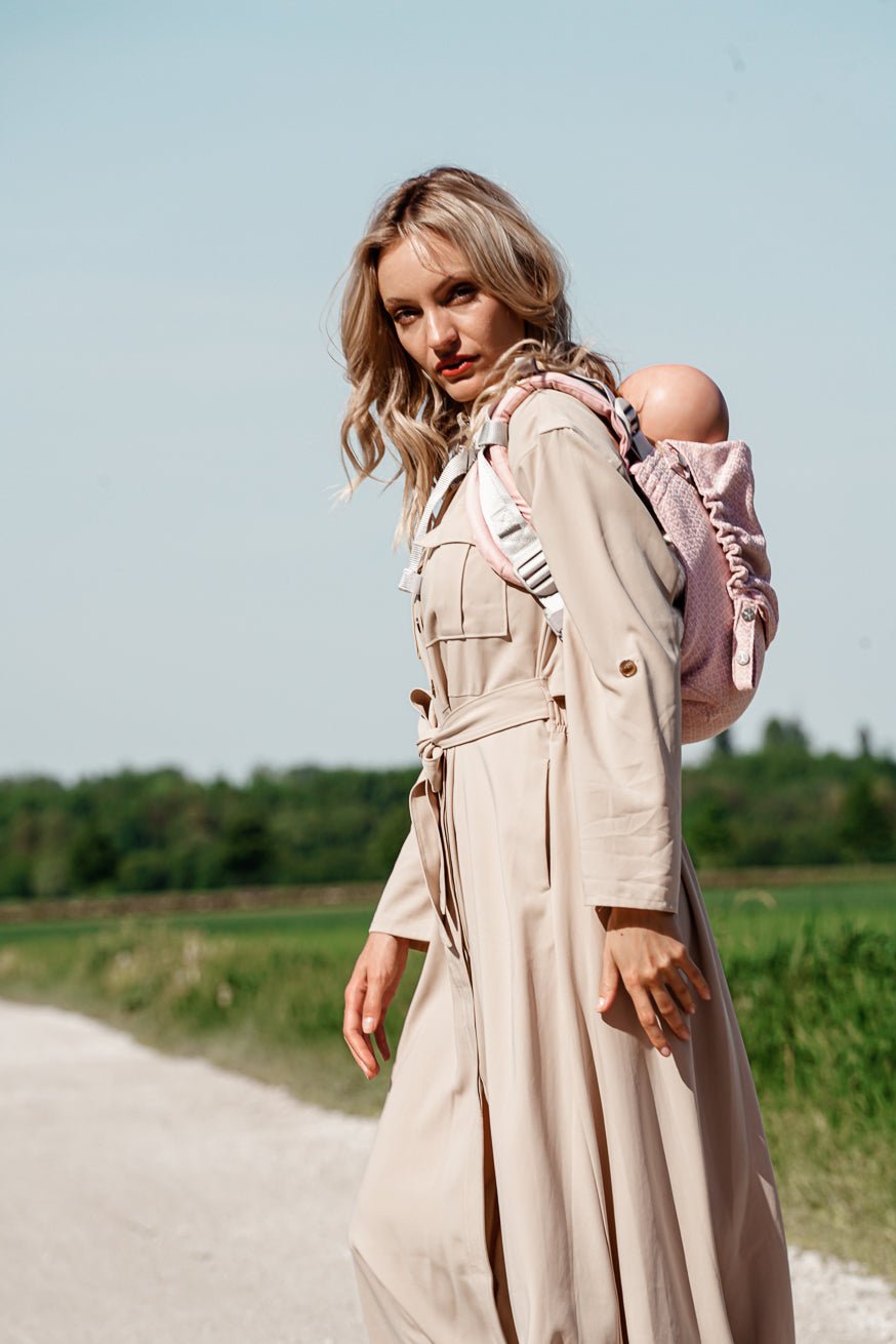 KOKADI Переноска для ребенка Онбу сердце2сердце роза