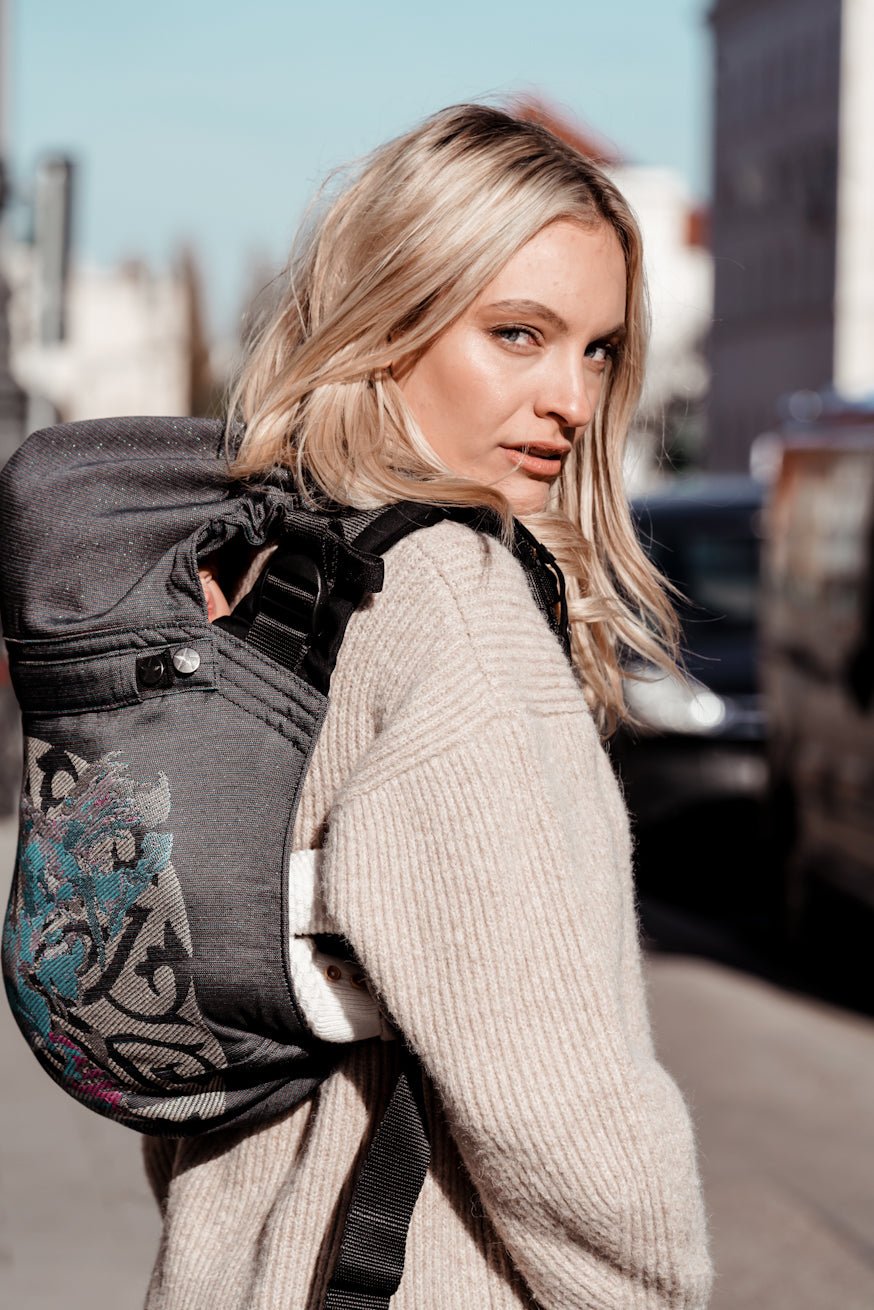 Переноска для ребенка Онбу Львица Александра - KOKADI